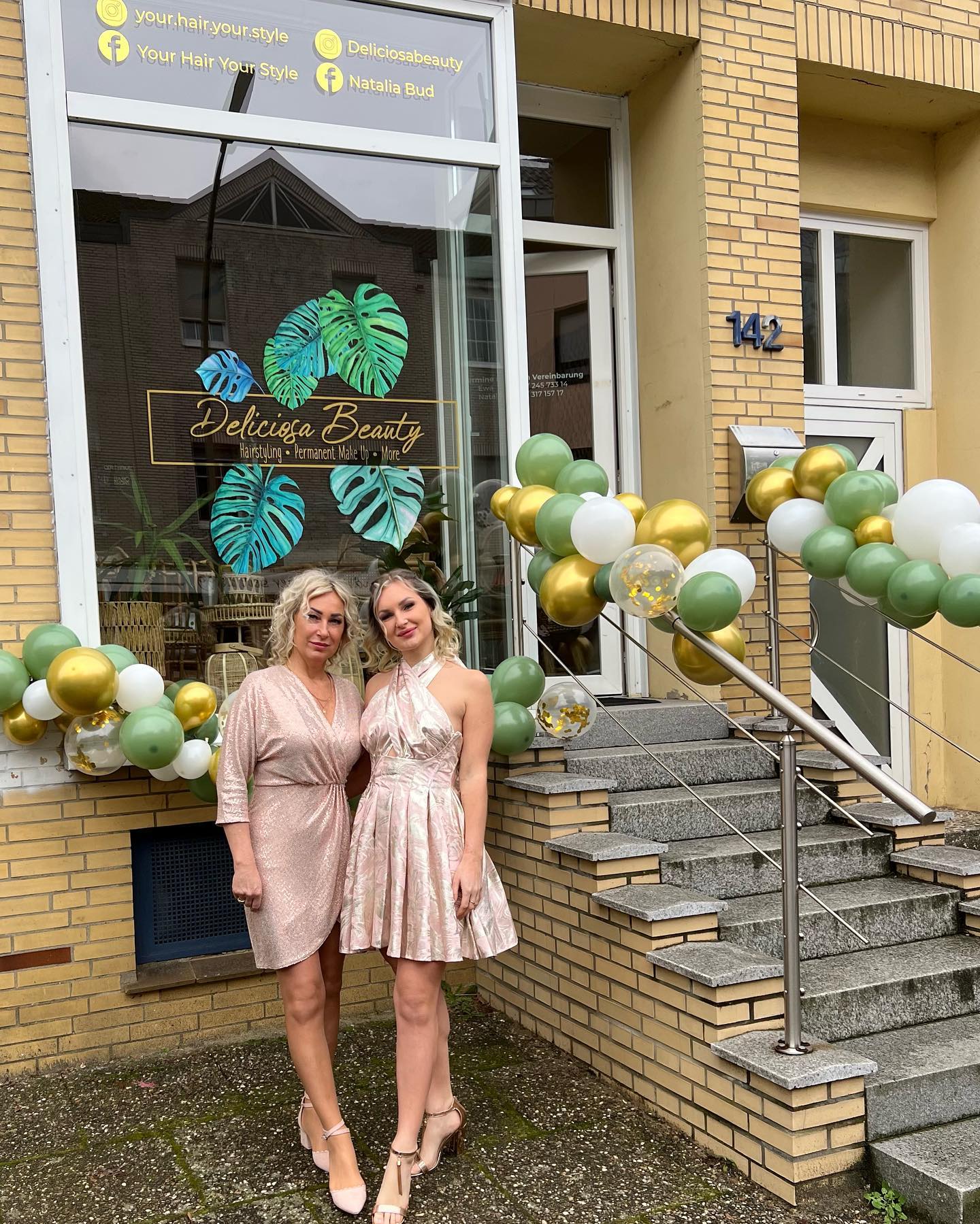 Location & Seasonal image